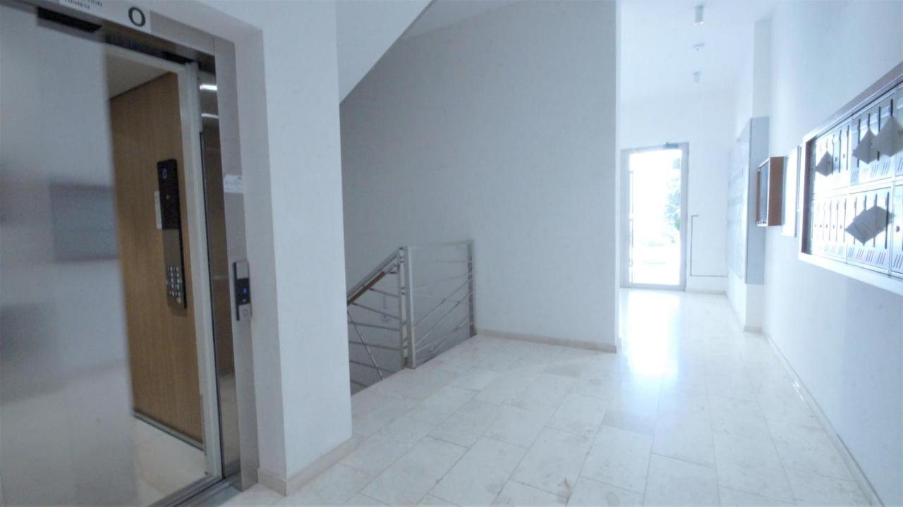 Mondi Azzurri Apartamento Budva Exterior foto