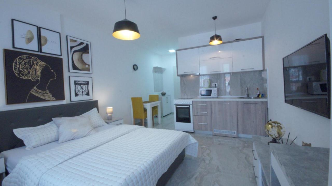 Mondi Azzurri Apartamento Budva Exterior foto