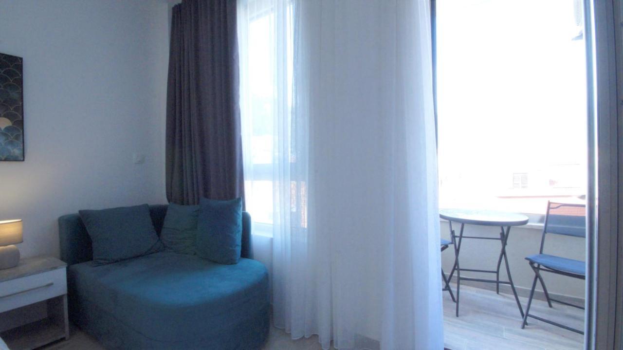 Mondi Azzurri Apartamento Budva Exterior foto