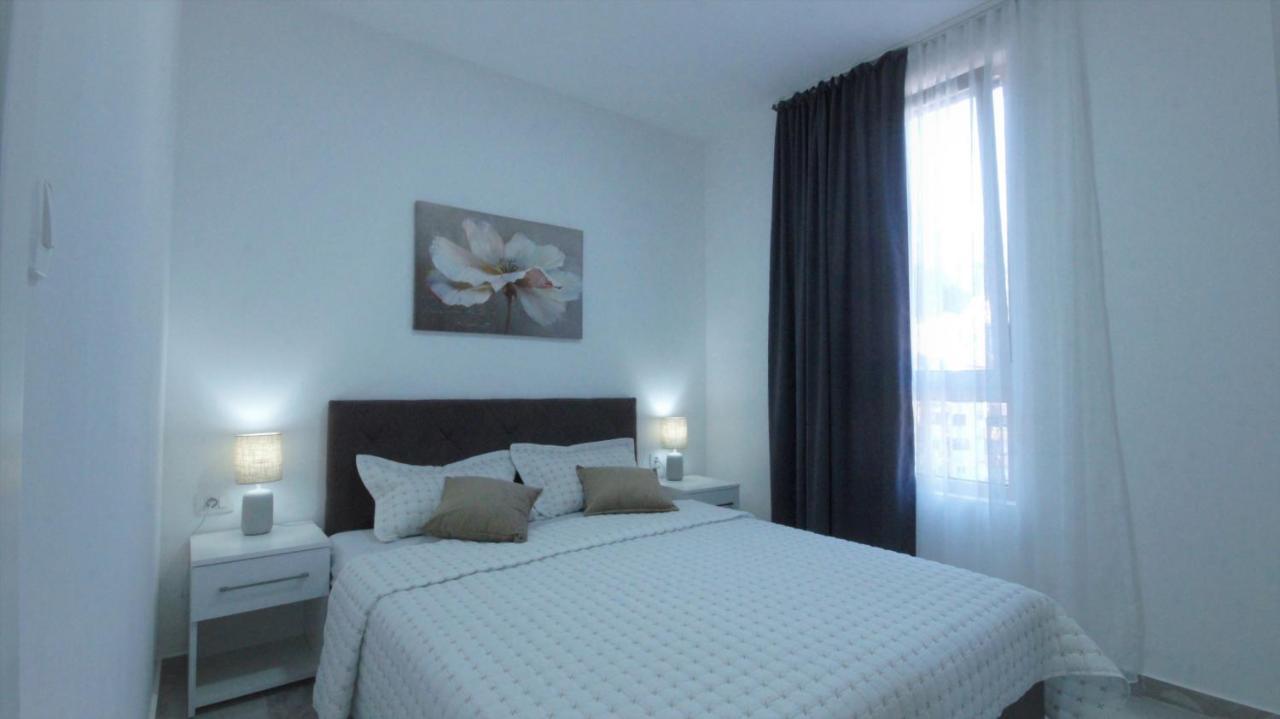 Mondi Azzurri Apartamento Budva Exterior foto